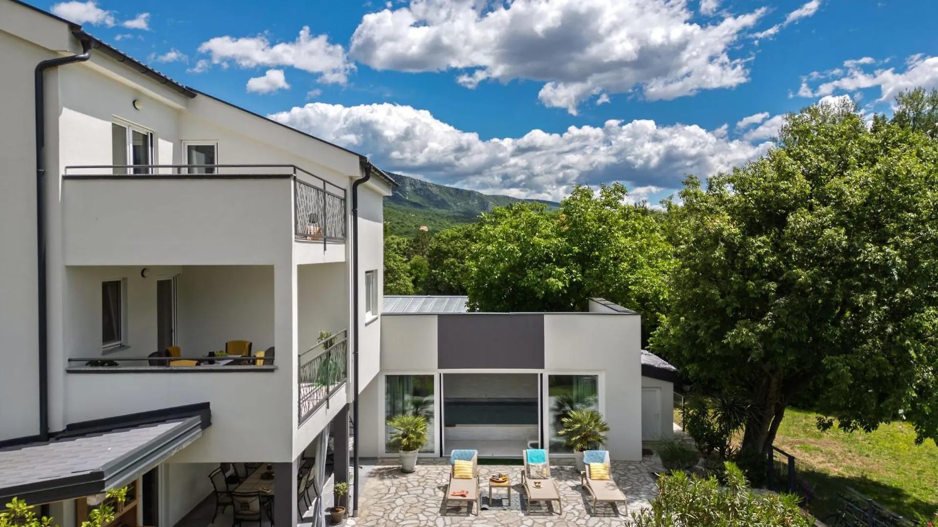 Holiday Home Manea By Interhome Tribalj