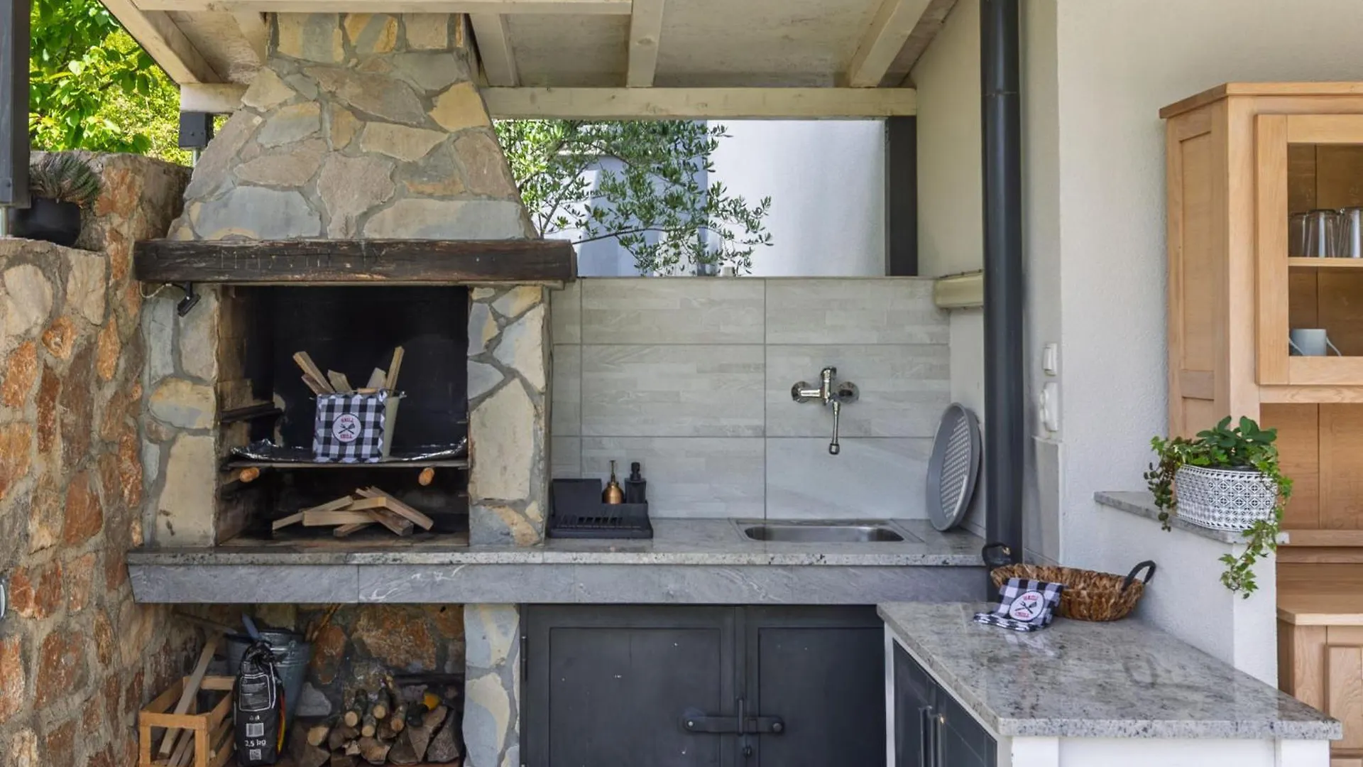 Holiday Home Manea By Interhome Tribalj